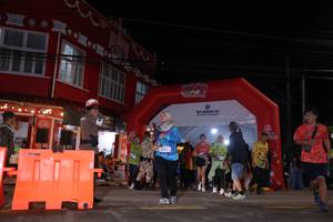 BIB: 3333
                            <button type="button" onclick="openModal(26262551)" class="btn btn-primary btn-sm float-right btn-popup" data-toggle="modal" data-target=".modal-high-quality">
                        <i class="fas fa-shopping-cart"></i> Add to Cart
                    </button>
                                            <button type="button" onclick="isThisMe(26262551, true)" class="btn btn-success btn-sm float-right btn-popup btn-isme hidden" data-toggle="tooltip" data-placement="bottom" title="นี่คือรูปของคุณใช่ไหม คลิกที่นี่เพื่อเอาเข้าอัลบั้ม">
                        <i class="fas fa-plus"></i> Add to album
                    </button>
                    <button type="button" onclick="isThisMe(26262551, false)" class="btn btn-warning btn-sm float-right btn-popup btn-isnotme hidden">
                        <i class="fas fa-ban"></i> Remove from album
                    </button>